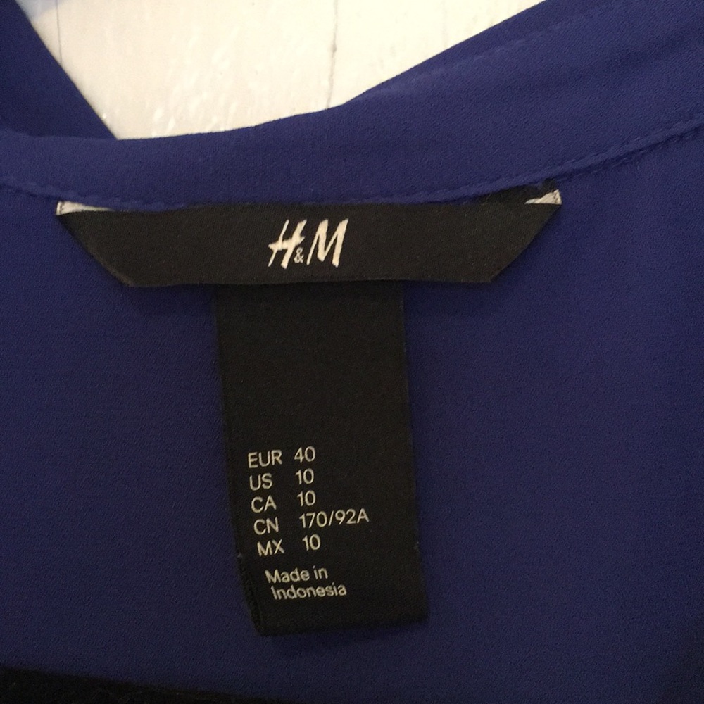 Blouse - Picture 2 of 2